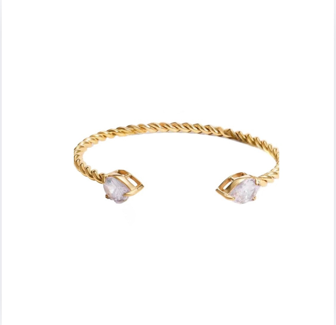Twist Cuff