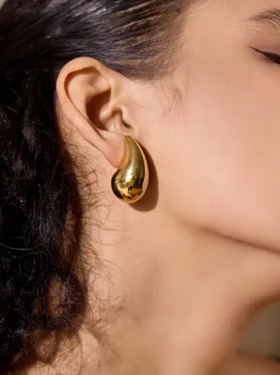 Teardrop Gold Earrings
