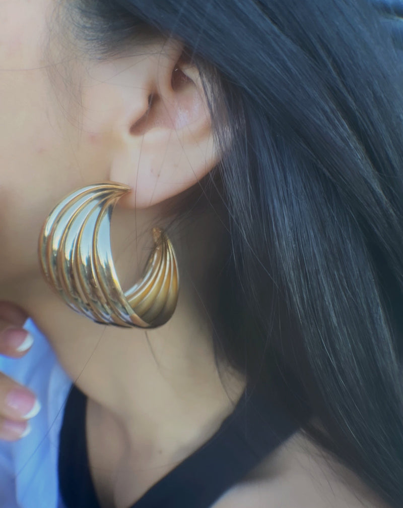 It Girl Earrings