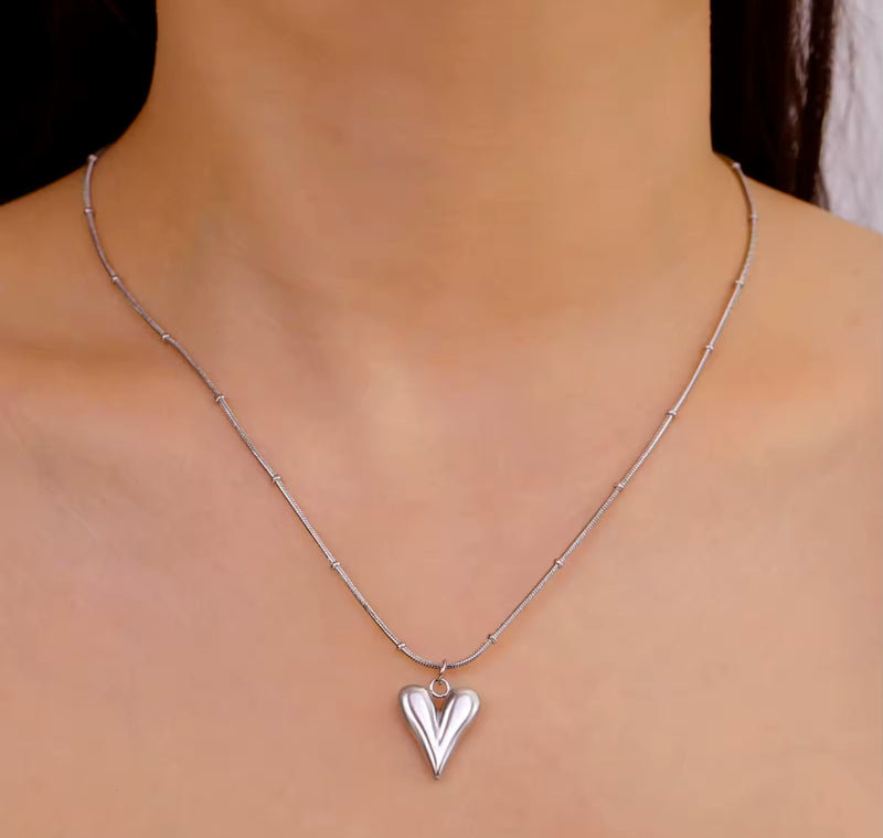 Sliver Heart Necklace